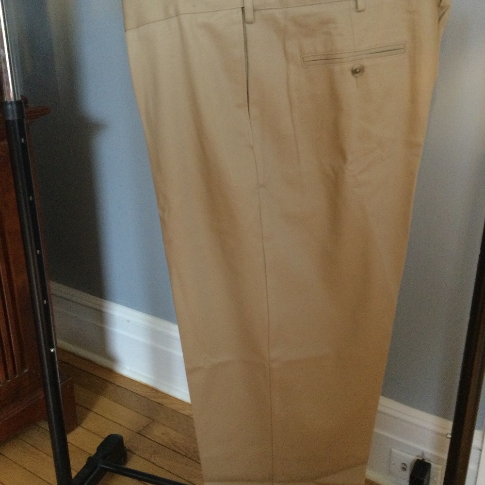 LANDS’ END Mens XL CHINO PANTS…new In packaging